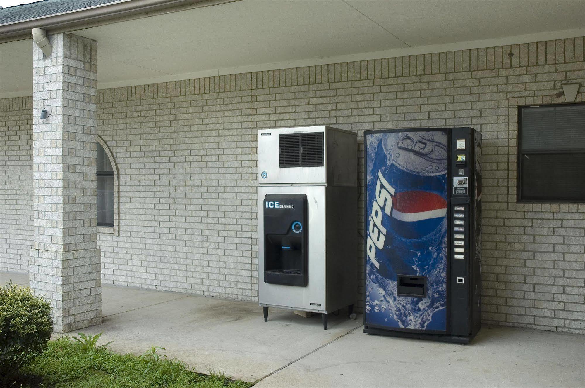 Budget Host Hempstead Inn Brookhollow/Energy Corridor Houston Dış mekan fotoğraf